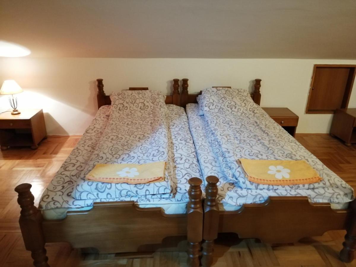 Apartamento Pansion Velickovic Niska Banja Exterior foto
